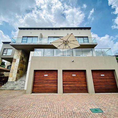 Rnb Guesthouse Roodepoort Bagian luar foto