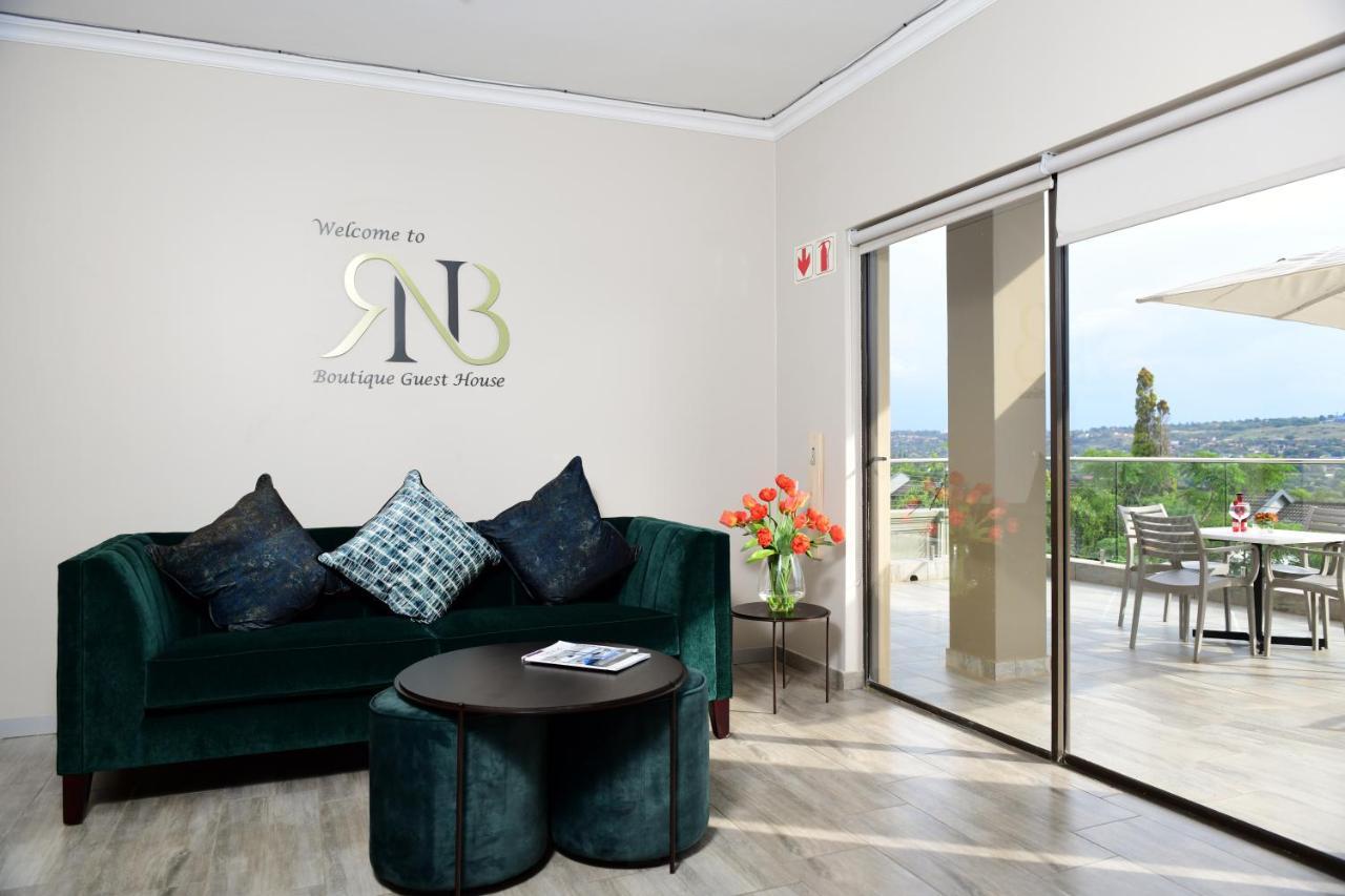 Rnb Guesthouse Roodepoort Bagian luar foto